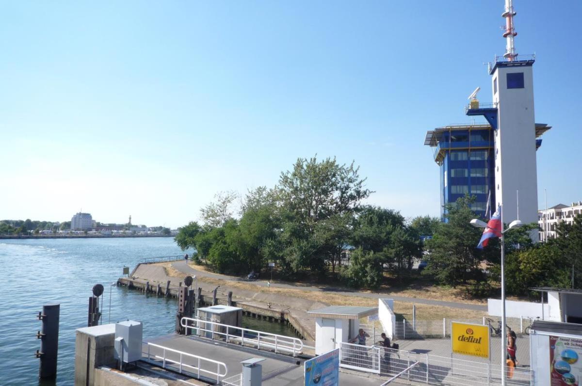 Lotsenhaus/Ostseetoern Rostock Luaran gambar